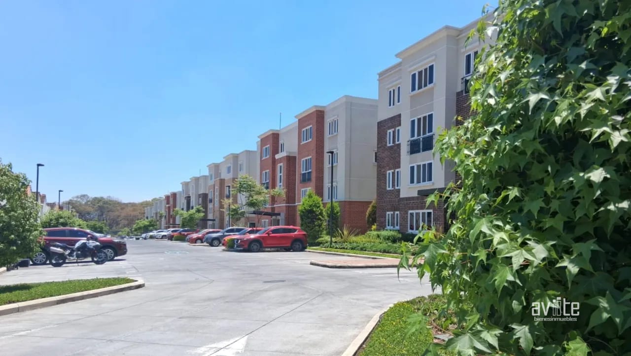 VILLA en alquiler, nivel 1 y 2. Dentro de Alameda Norte Q7,200 — Apartamento en Alquiler en Condado Naranjo, Zona 4 Mixco, Guatemala, Ciudad — foto 9 de 11