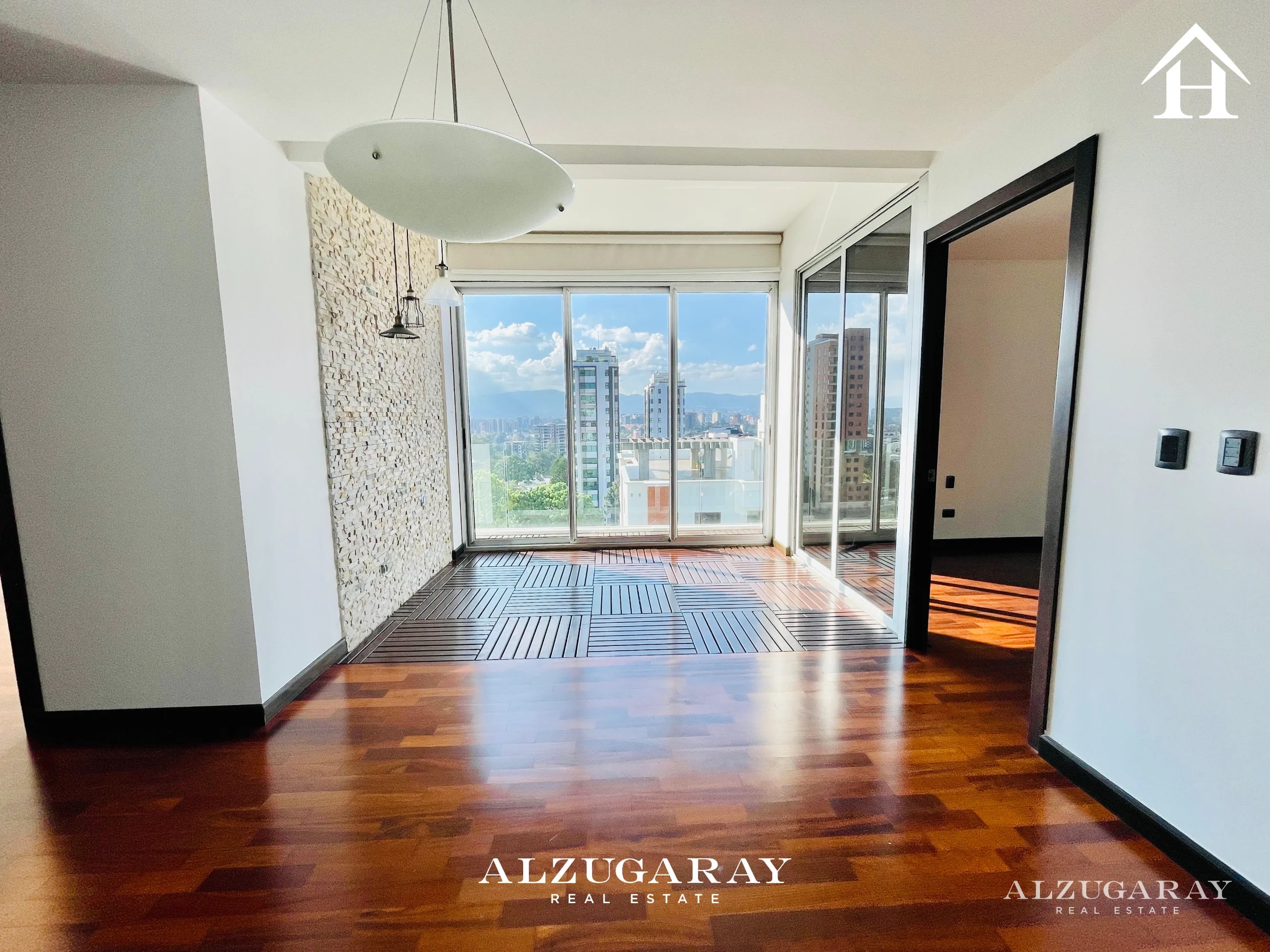 PENTHOUSE C/ AMPLIOS BALCONES - 3 HAB. / VISTA HERMOSA I ZONA 15 — Apartamento en Alquiler en Zona 15, Guatemala, Ciudad — foto 6 de 17