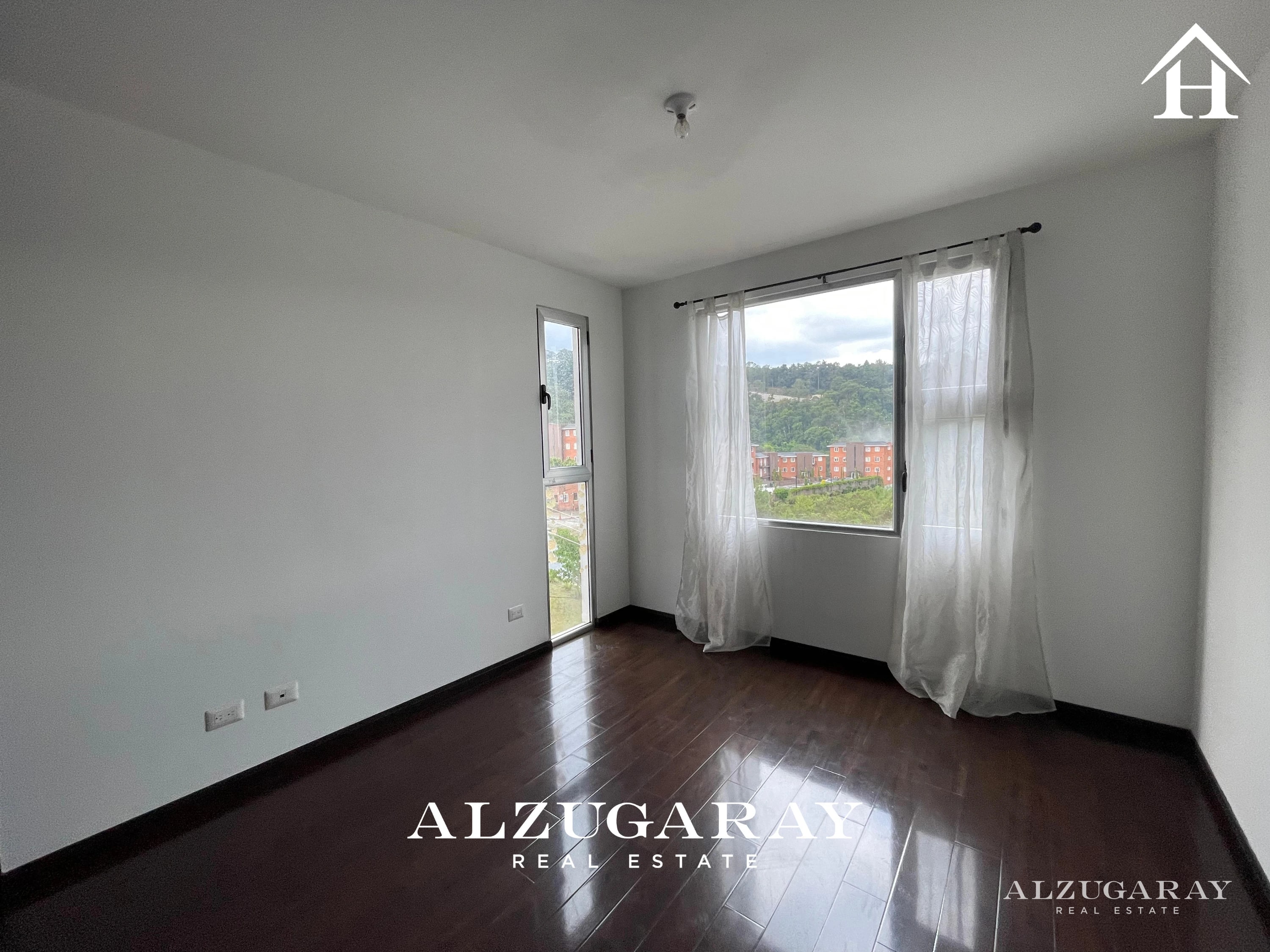 APTO AMPLIO Y MODERNO C/VISTA -2 HAB. / NUEVA CALEDONIA Z. 16 — Apartamento en Venta en Nueva Caledonia, Zona 16, Guatemala, Ciudad — foto 8 de 14