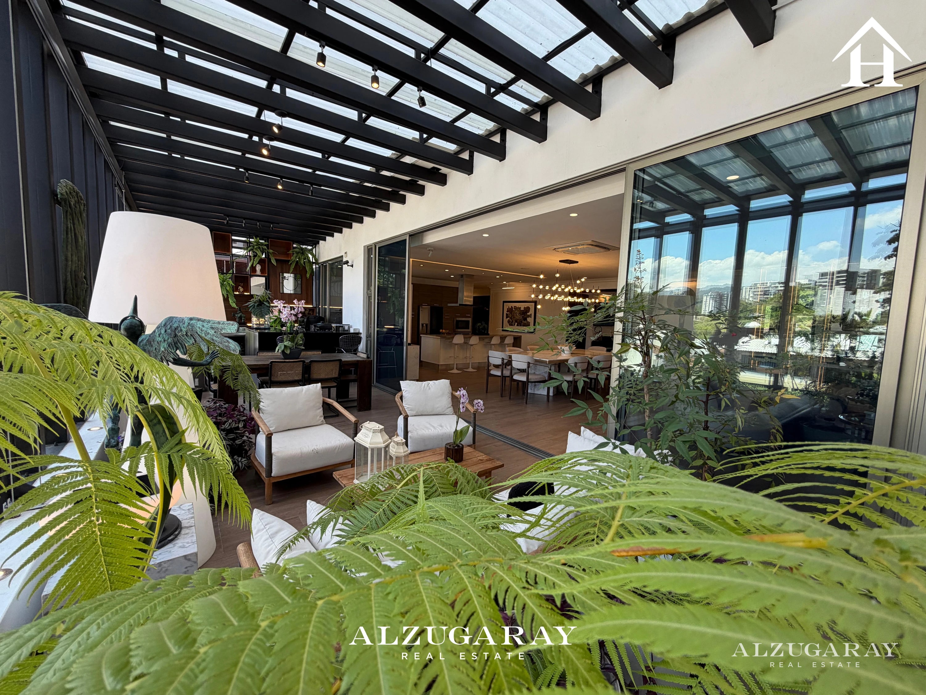 APTO. ESPECTACULAR MINIMALISTA -411 M2 / 4 HAB./ 8 PARQUEOS Z. 15 — Apartamento en Venta en Zona 15, Guatemala, Ciudad — foto 1 de 1