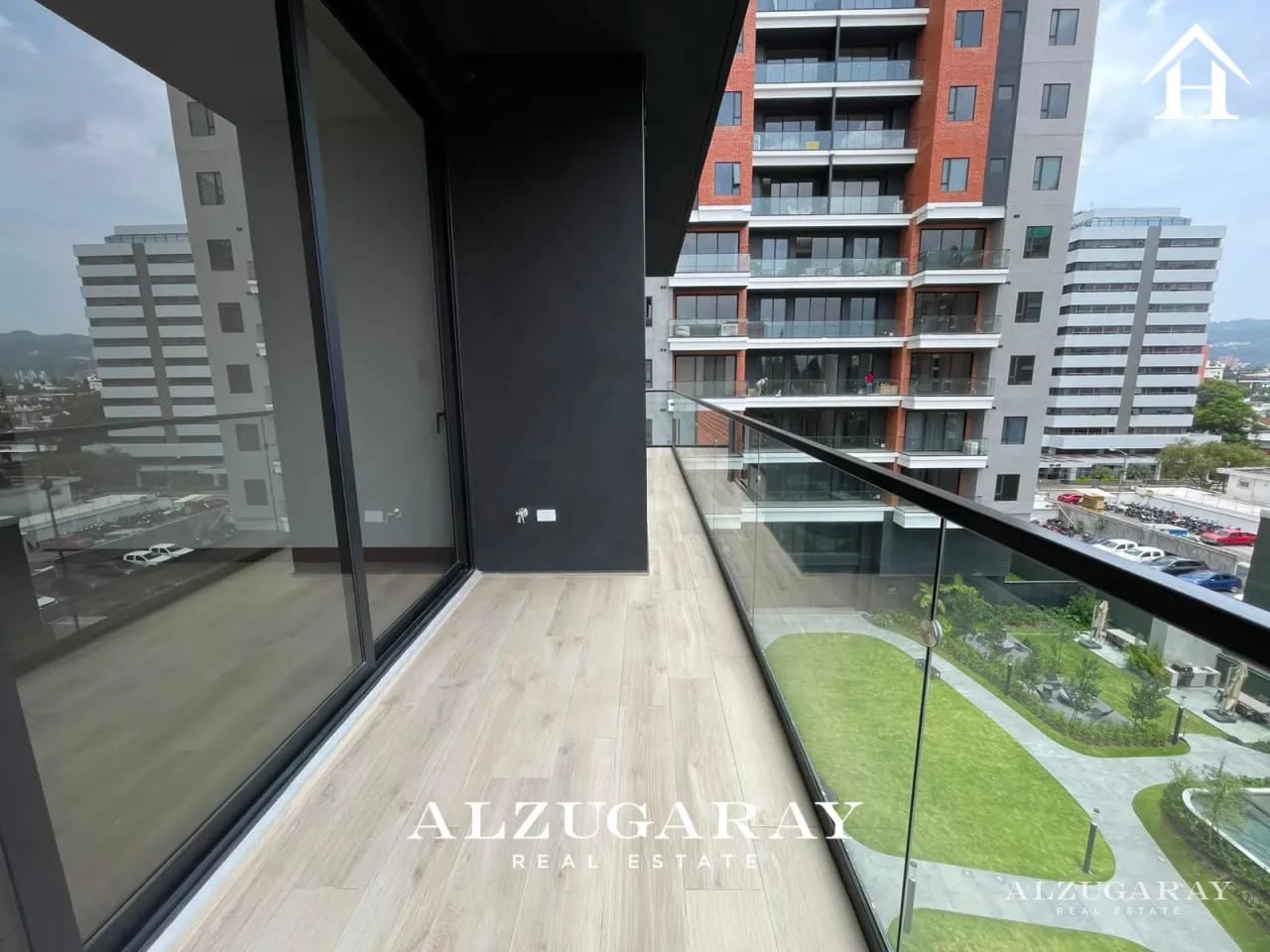 Apartamento en Renta | 2 Hab. | Ferré Diez, Zona 10 — Apartamento en Alquiler en Ferré Diez, Zona 10, Guatemala, Ciudad — foto 3 de 10
