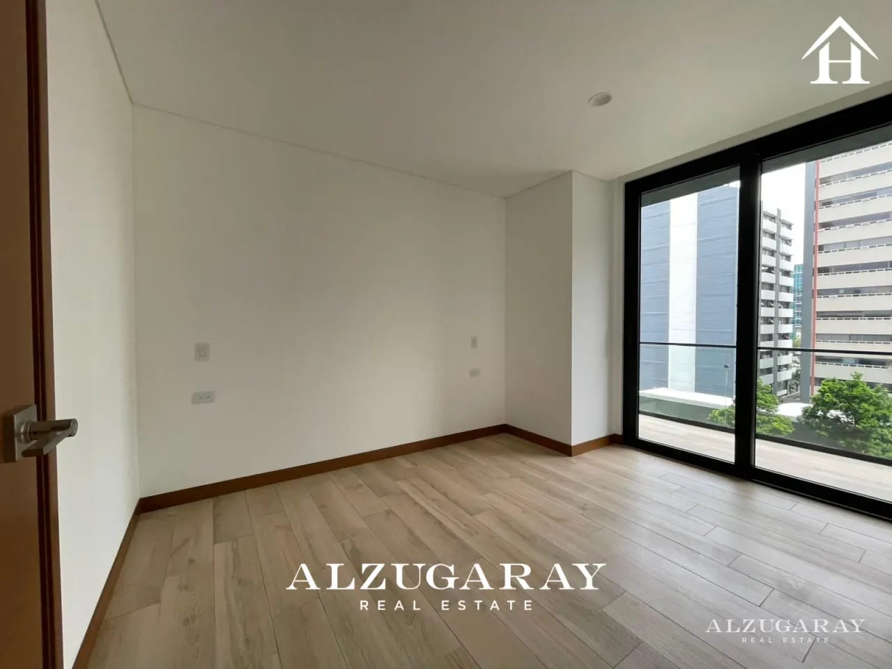 Apartamento en Renta | 2 Hab. | Ferré Diez, Zona 10 — Apartamento en Alquiler en Ferré Diez, Zona 10, Guatemala, Ciudad — foto 5 de 10