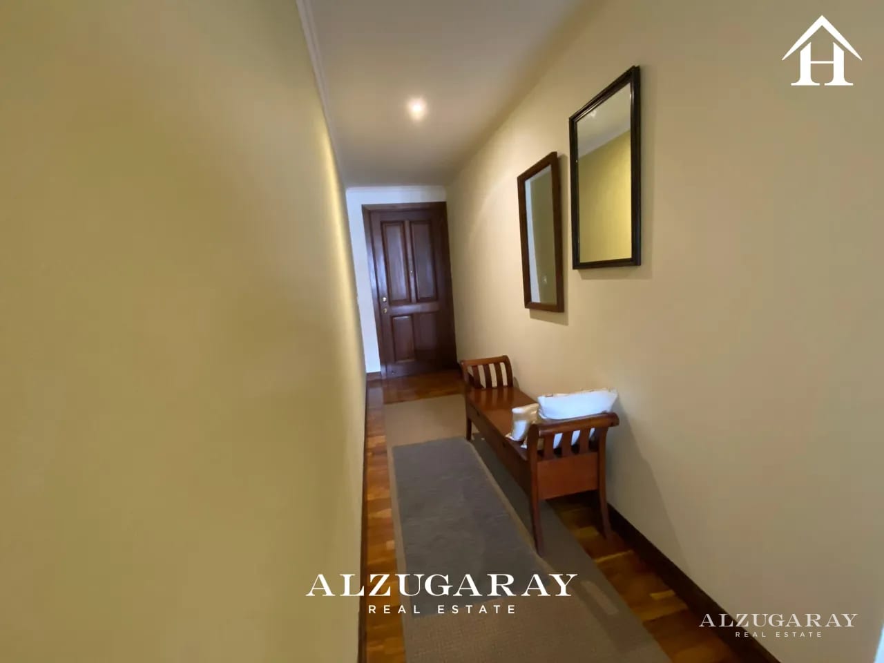 Apartamento Amueblado Z.10 | 2 Hab. | Altos de Santa Clara — Apartamento en Alquiler en Zona 10, Guatemala, Ciudad — foto 8 de 13