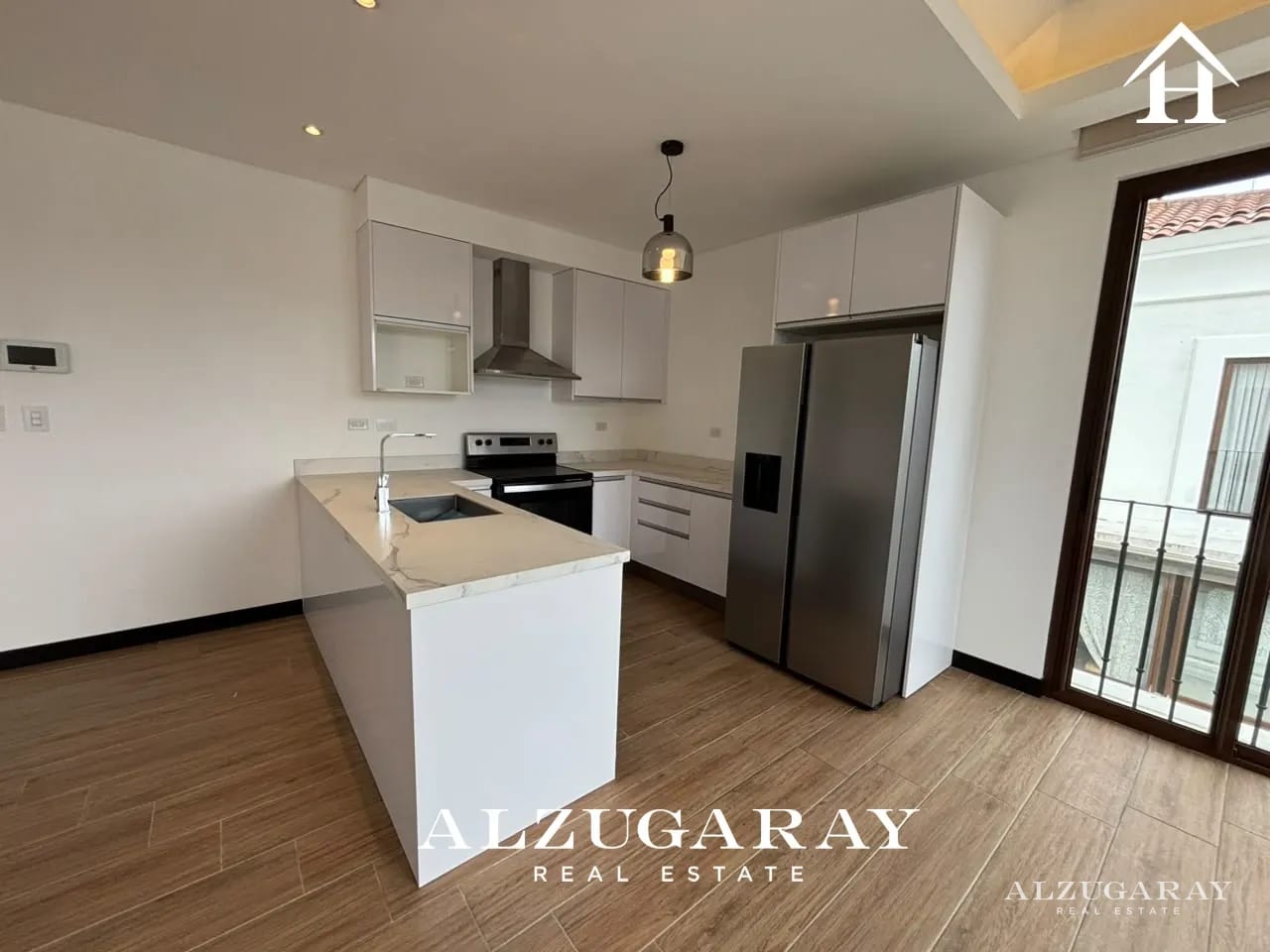 Apartamento en Renta | 3 Hab | Lirios de Cayala Z 16 — Apartamento en Alquiler en Lirios de Cayalá III, Zona 16, Guatemala, Ciudad — foto 4 de 14