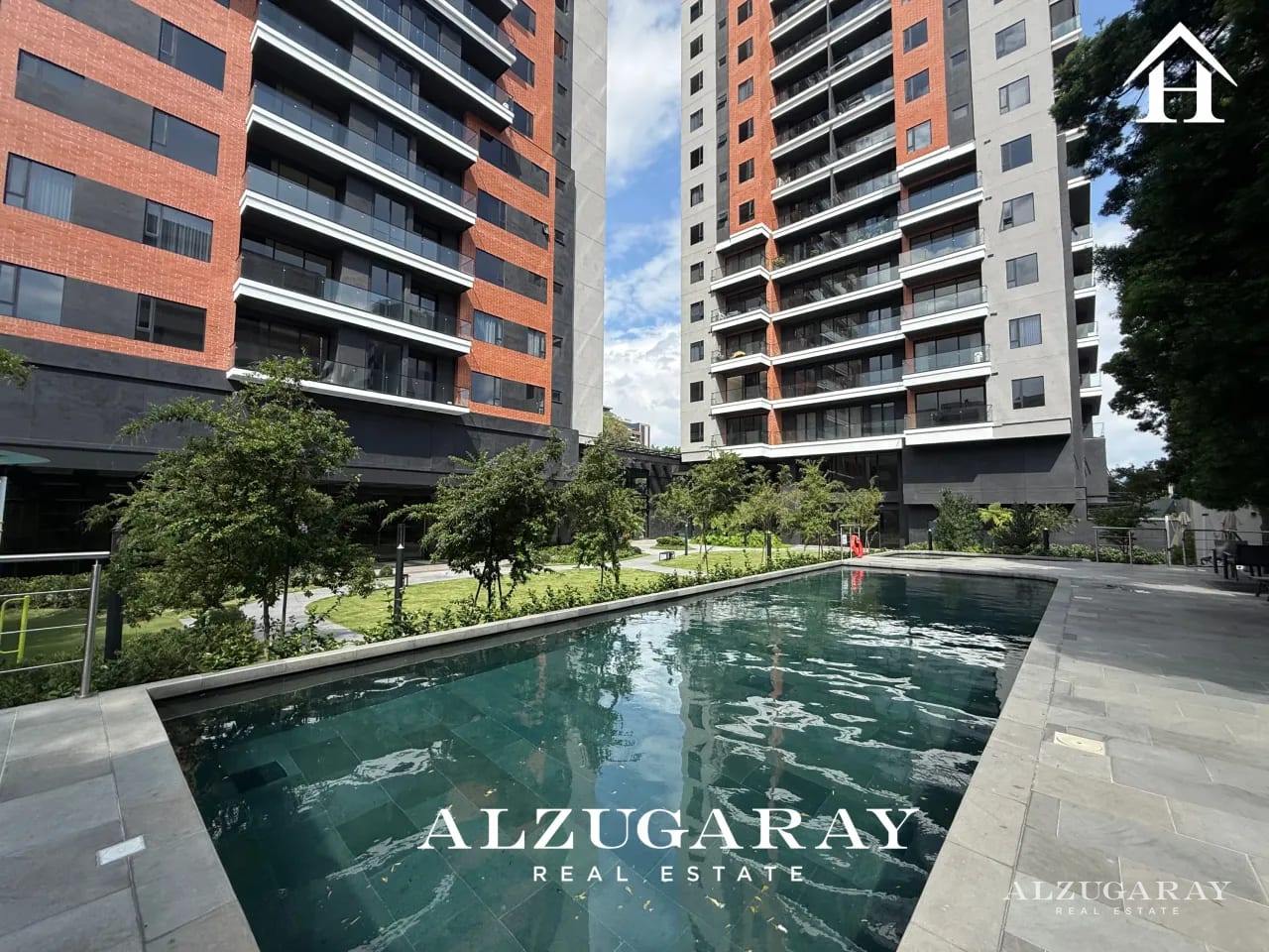 Apartamento en Renta | 3 Hab. | Ferre Diez Z.10 — Apartamento en Alquiler en Ferré Diez, Zona 10, Guatemala, Ciudad — foto 1 de 11
