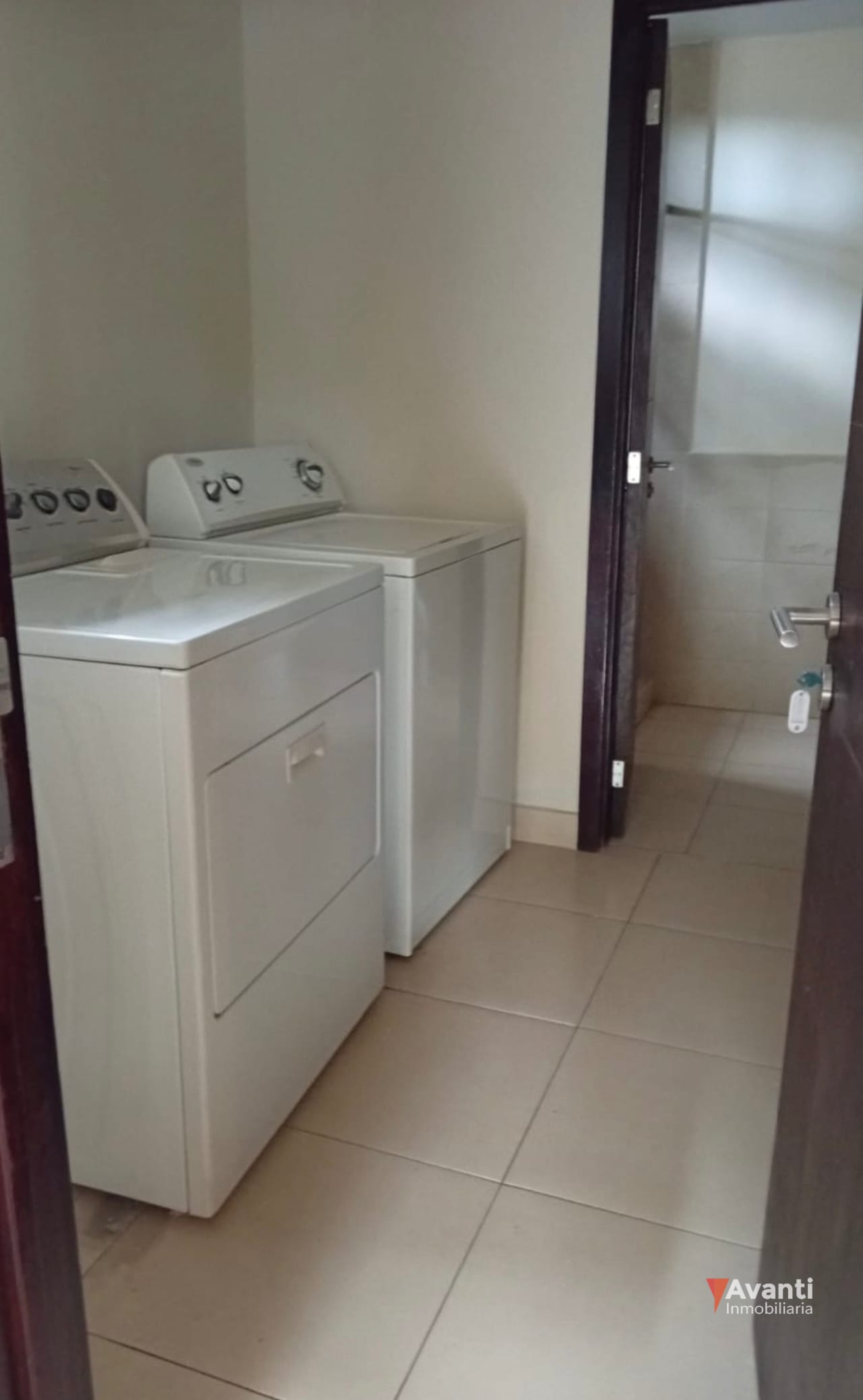 Alquiler Apartamento Zona 14 — Apartamento en Alquiler en Zona 14, Guatemala, Ciudad — foto 6 de 8