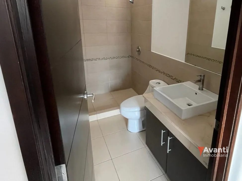 Alquiler Apartamento Zona 14 — Apartamento en Alquiler en Zona 14, Guatemala, Ciudad — foto 9 de 12