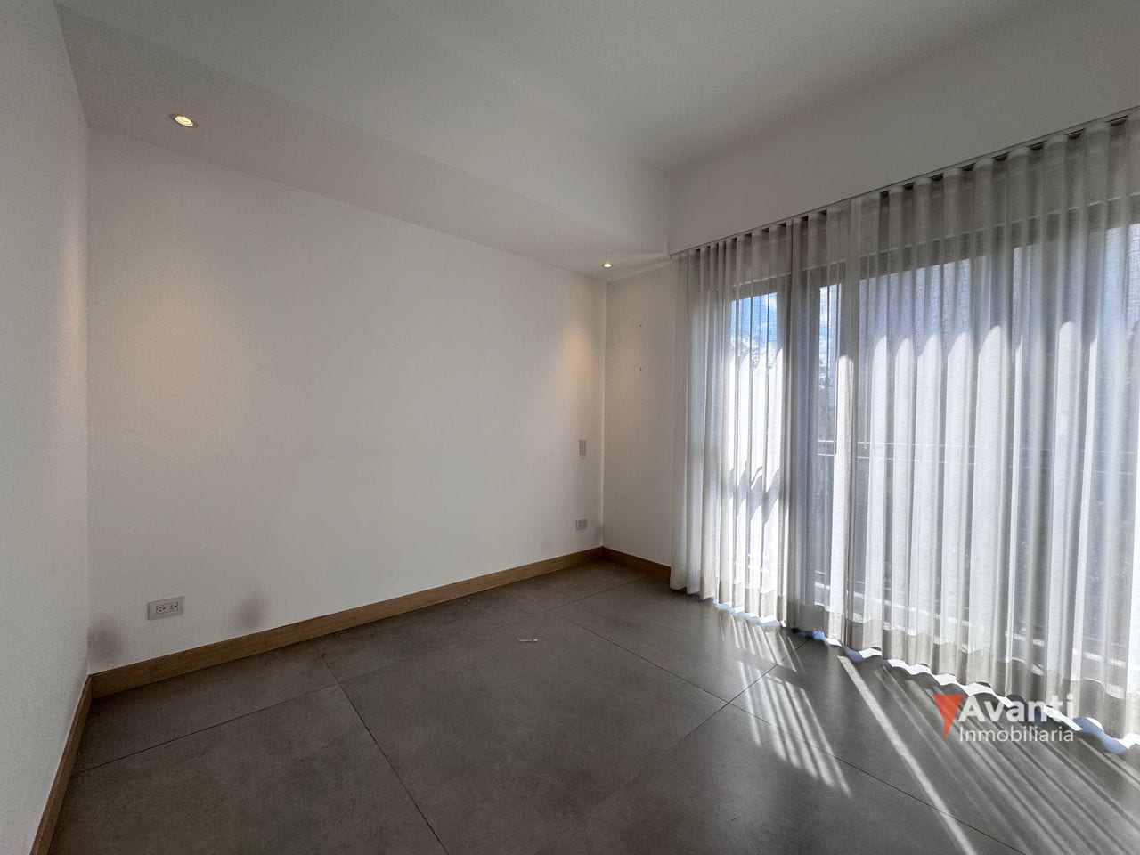 Alquiler Apartamento Zona 10 — Apartamento en Alquiler en Bonadiez, Zona 10, Guatemala, Ciudad — foto 16 de 16