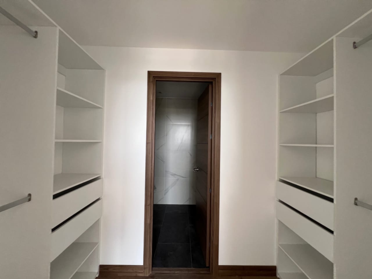 APARTAMENTO NUEVO VENTA PRIVE ZONA 15 VH1, 3 DORMITORIOS 2 BAÑOS 94 MTS2, 2 PARQUEOS Y BODEGA $255,000 — Apartamento en Venta en Vista Hermosa I, Zona 15, Guatemala, Ciudad — foto 4 de 13