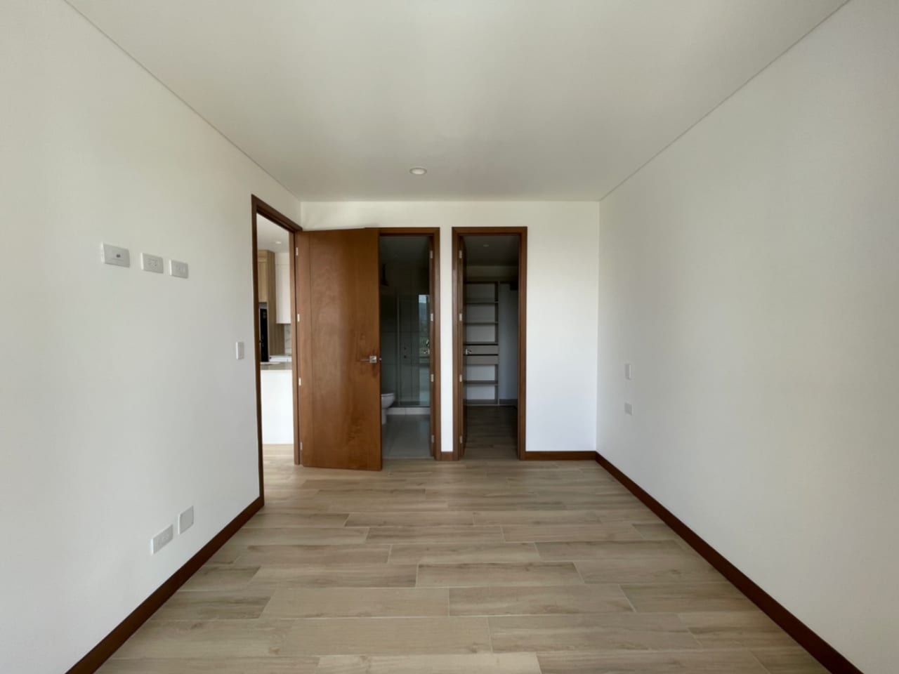 Zona 10, Apartamento Nuevo en Renta Ferré Diez, 95 MTS2, 2 Dormitorios — Apartamento en Alquiler en Ferré Diez, Zona 10, Guatemala, Ciudad — foto 7 de 16
