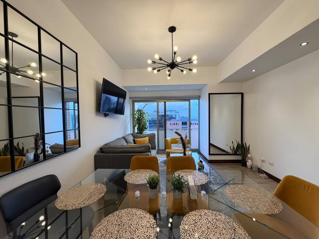 Apartamento Venta Zona 10, Casalini Diagonal 94 MTS2 - E Dormitorios — Apartamento en Venta en Zona 10, Guatemala, Ciudad — foto 5 de 8