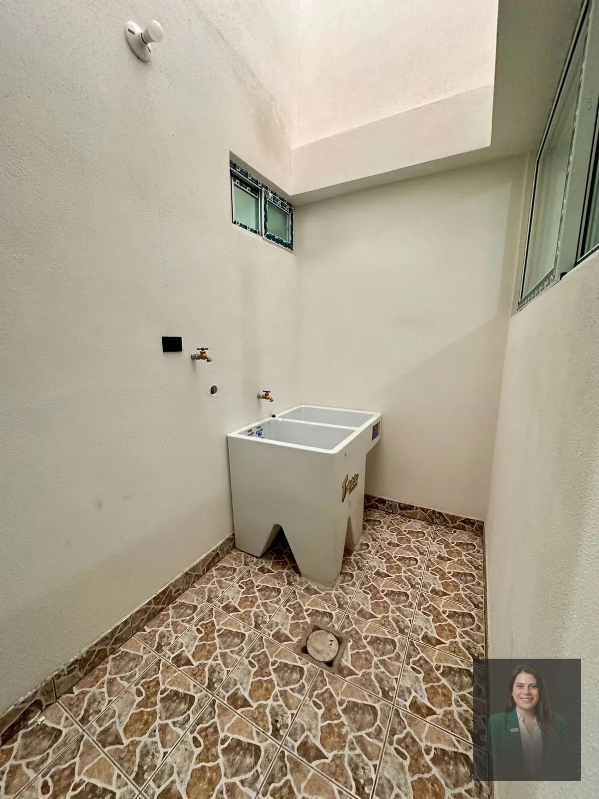 Apartamento en Renta Utatlán 1 Zona 7 — Apartamento en Alquiler en Utatlán I, Zona 7, Guatemala, Ciudad — foto 9 de 9