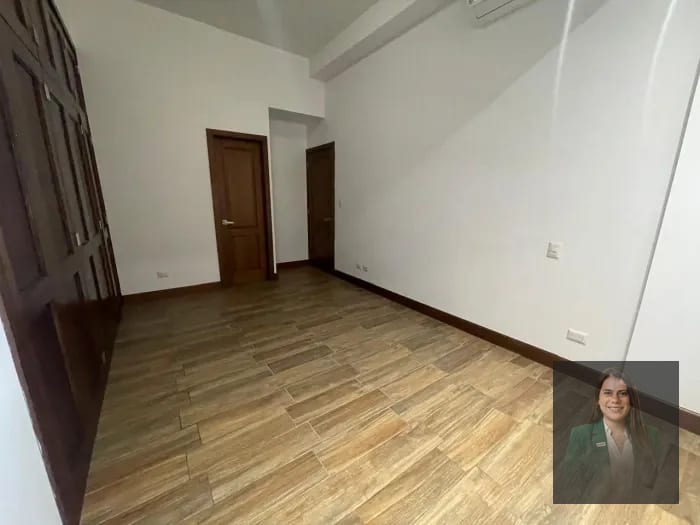 Apartamento en Renta Salvattore Zona 10 — Apartamento en Alquiler en Salvattore, Zona 10, Guatemala, Ciudad — foto 7 de 17