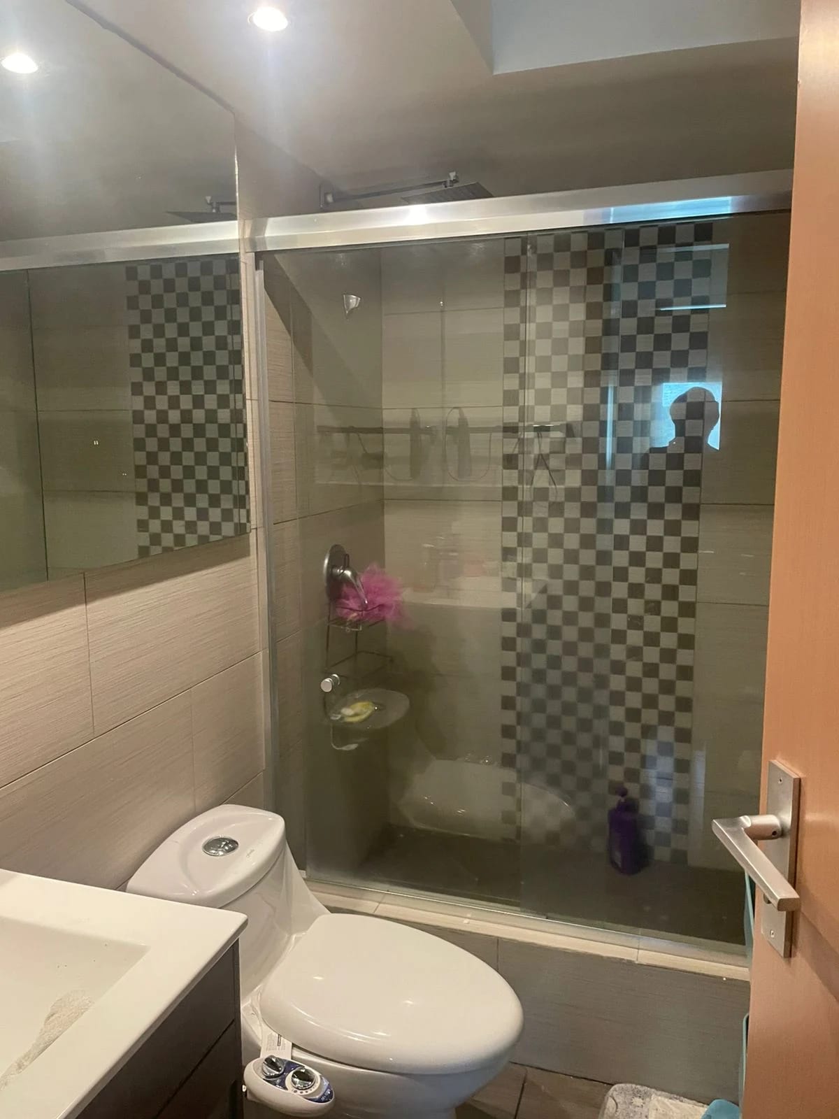 Apartamento en Renta Zona 14 Condado La Villa — Apartamento en Alquiler en Condado La Villa, Zona 14, Guatemala, Ciudad — foto 9 de 16