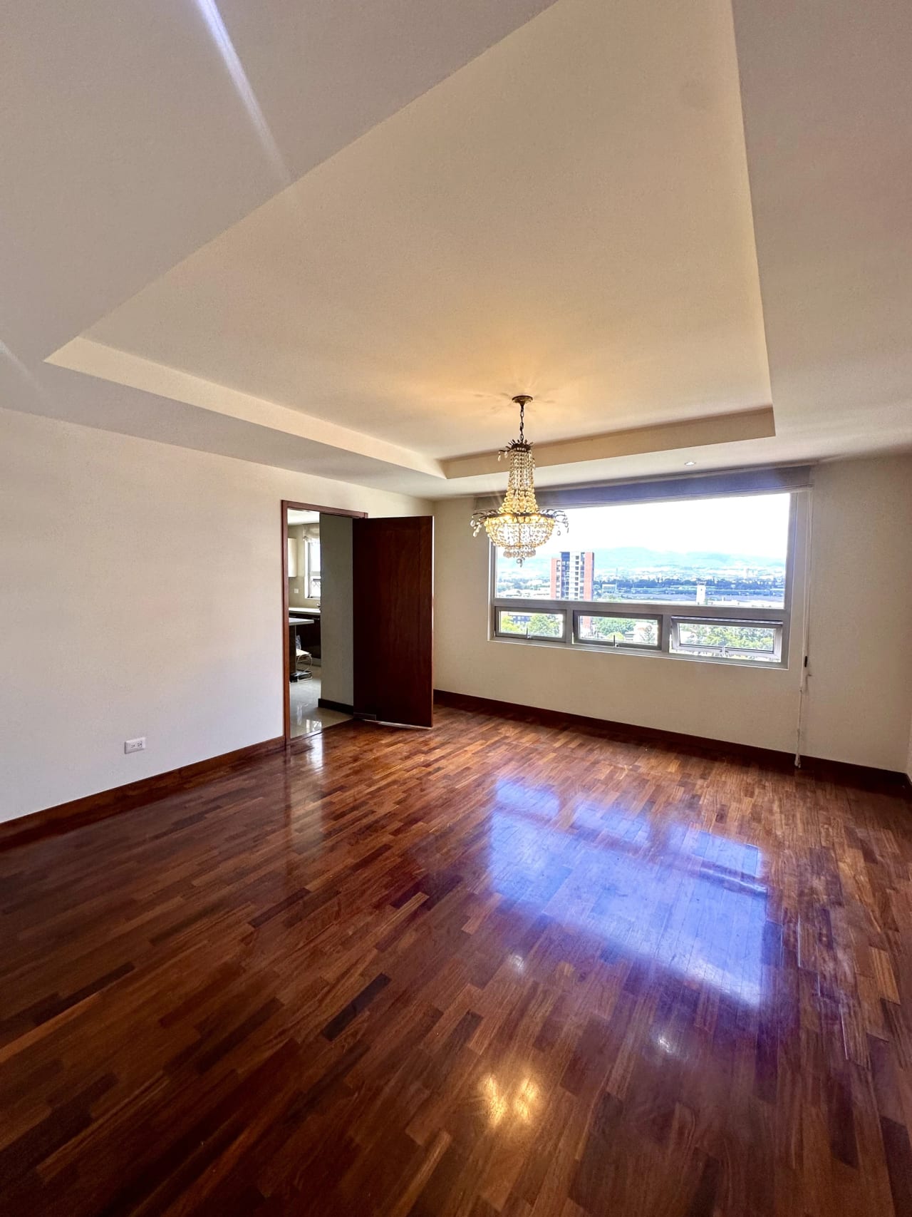 Amplio Apartamento en Venta Zona 14 a una Cuadra de las Americas — Apartamento en Venta en Akoya, Zona 14, Guatemala, Ciudad — foto 10 de 17