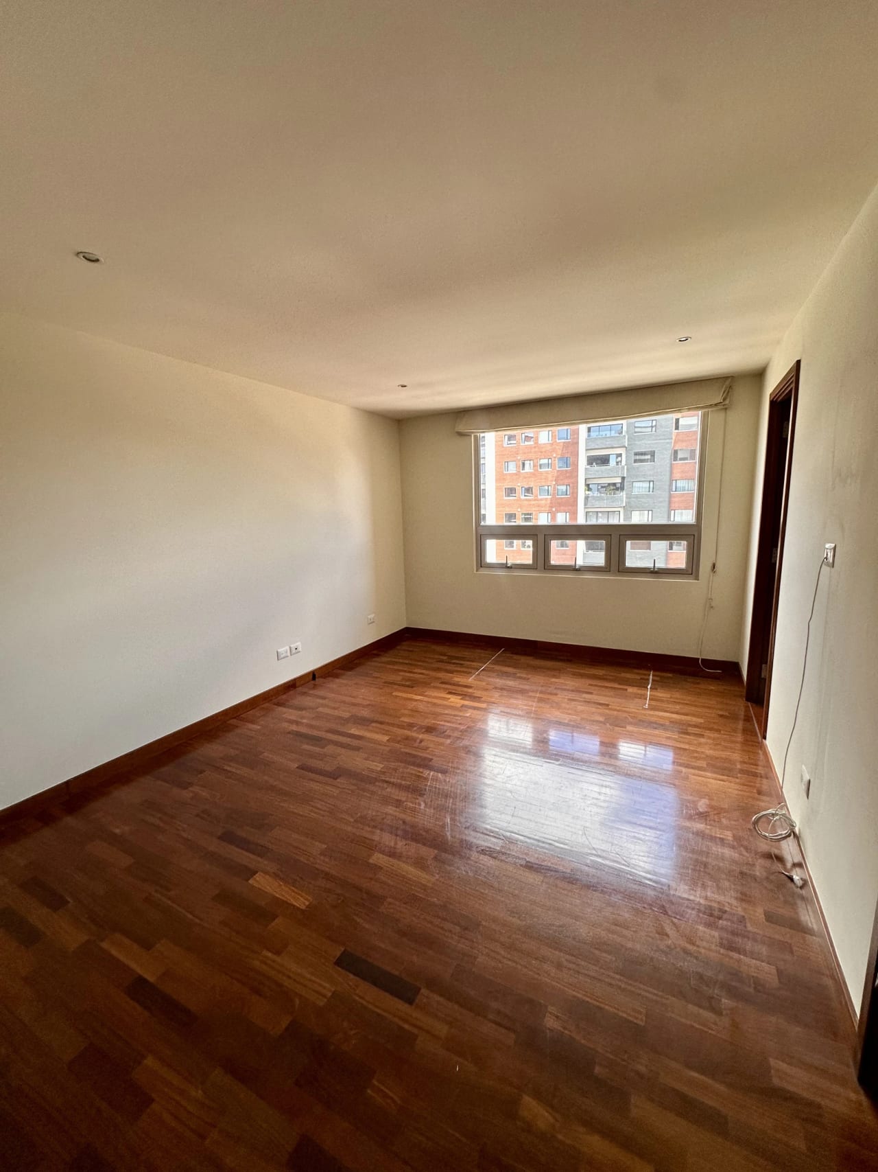 Amplio Apartamento en Venta Zona 14 a una Cuadra de las Americas — Apartamento en Venta en Akoya, Zona 14, Guatemala, Ciudad — foto 13 de 17