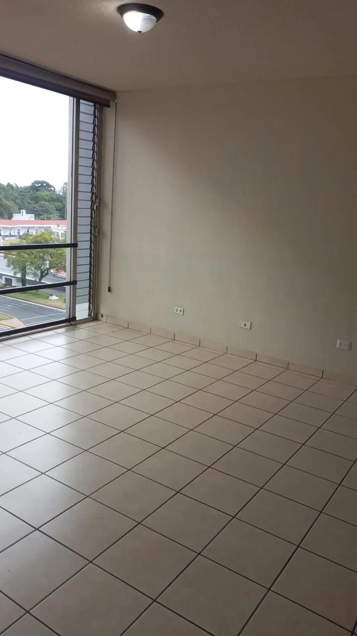 Alquilo Apartamento 1 Habitación en el Cortijo Z9 — Apartamento en Venta en Zona 9, Guatemala, Ciudad — foto 4 de 6