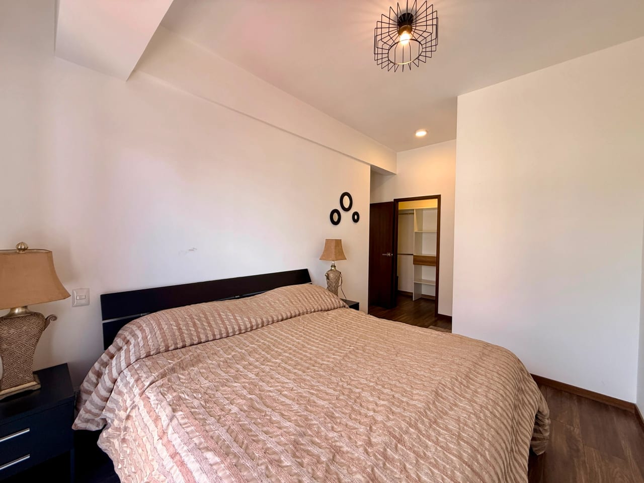 Vendo apartamento en Casa Clara zona 10 — Apartamento en Venta en Zona 10, Guatemala, Ciudad — foto 5 de 17