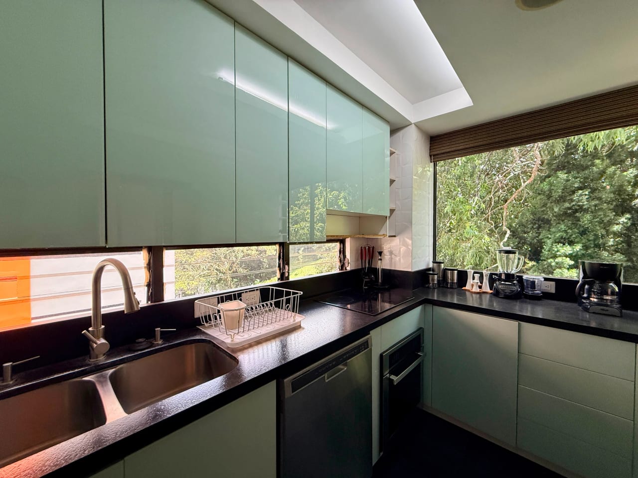 Vendo apartamento en Moradas del Acueducto zona 10 — Apartamento en Venta en Zona 10, Guatemala, Ciudad — foto 4 de 17
