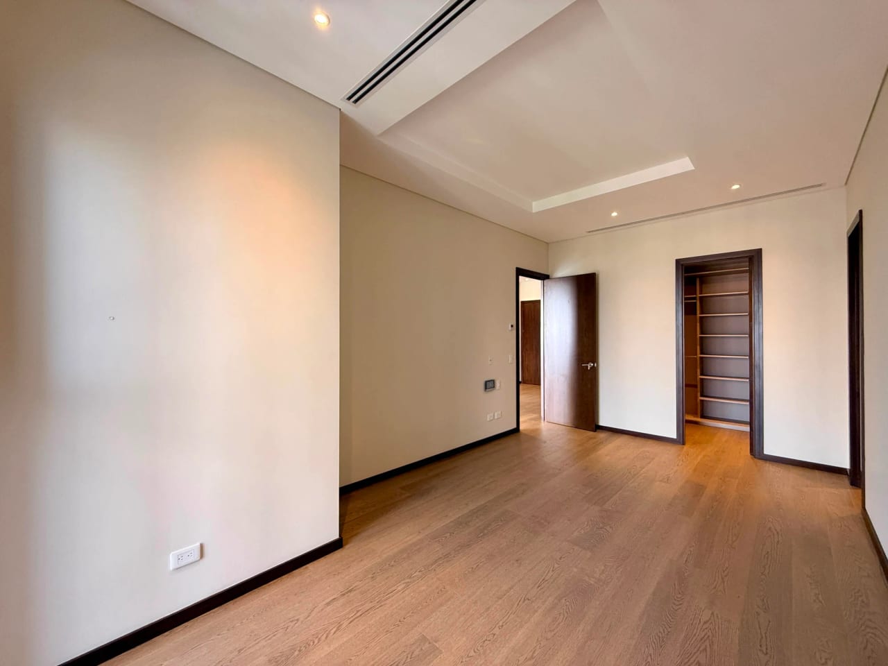 Vendo apartamento en edificio Santa Sofia 7ma zona 10 — Apartamento en Venta en Zona 10, Guatemala, Ciudad — foto 9 de 17