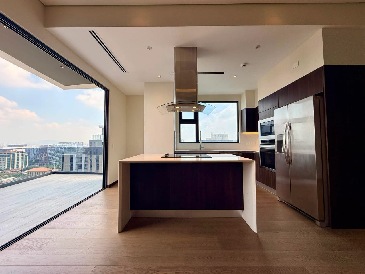 Vendo apartamento en edificio Santa Sofia 7ma zona 10 — Apartamento en Venta en Zona 10, Guatemala, Ciudad — foto 17 de 17