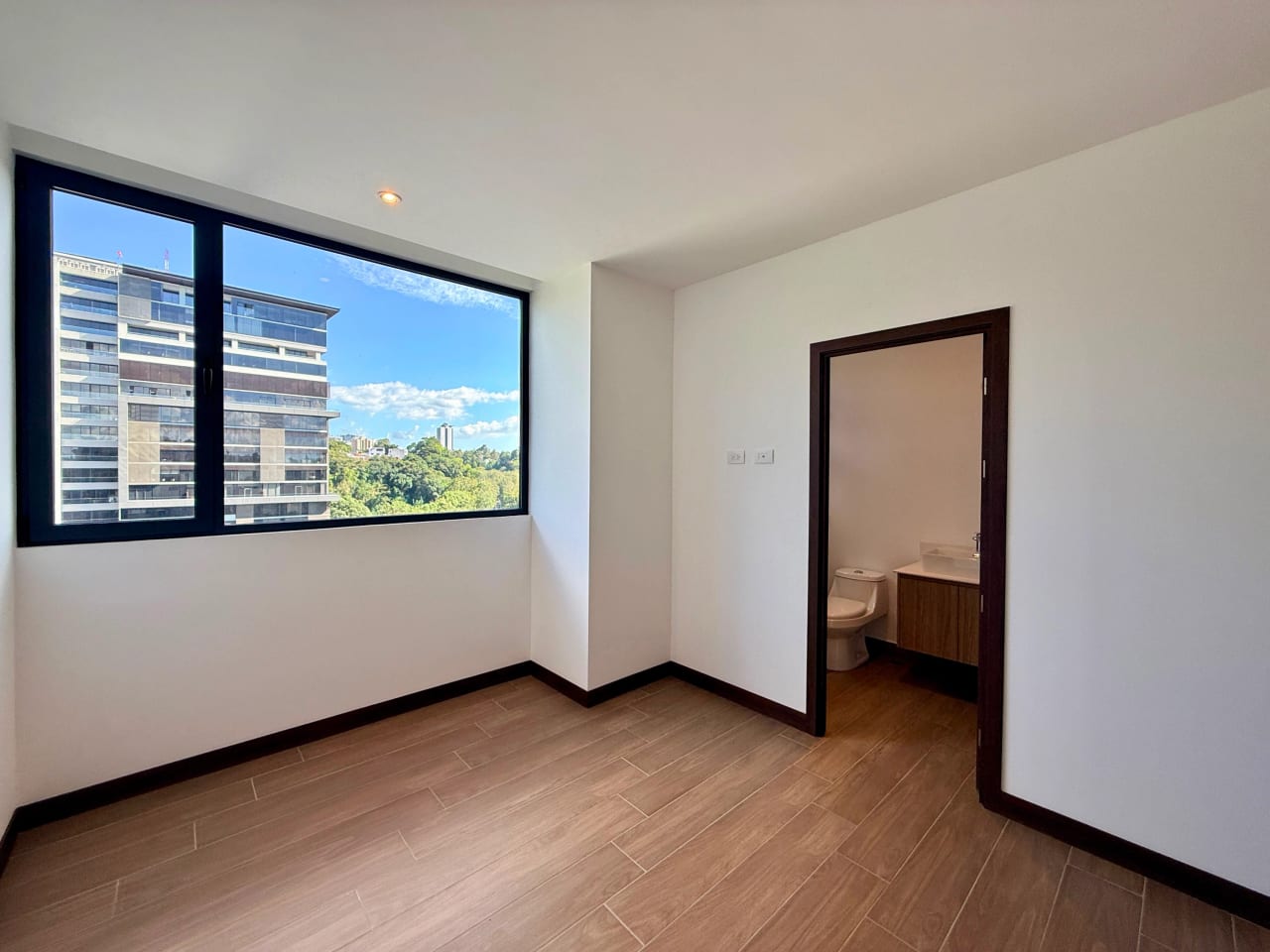 Alquilo apartamento en Spazio zona 15 — Apartamento en Alquiler en Zona 15, Guatemala, Ciudad — foto 7 de 17
