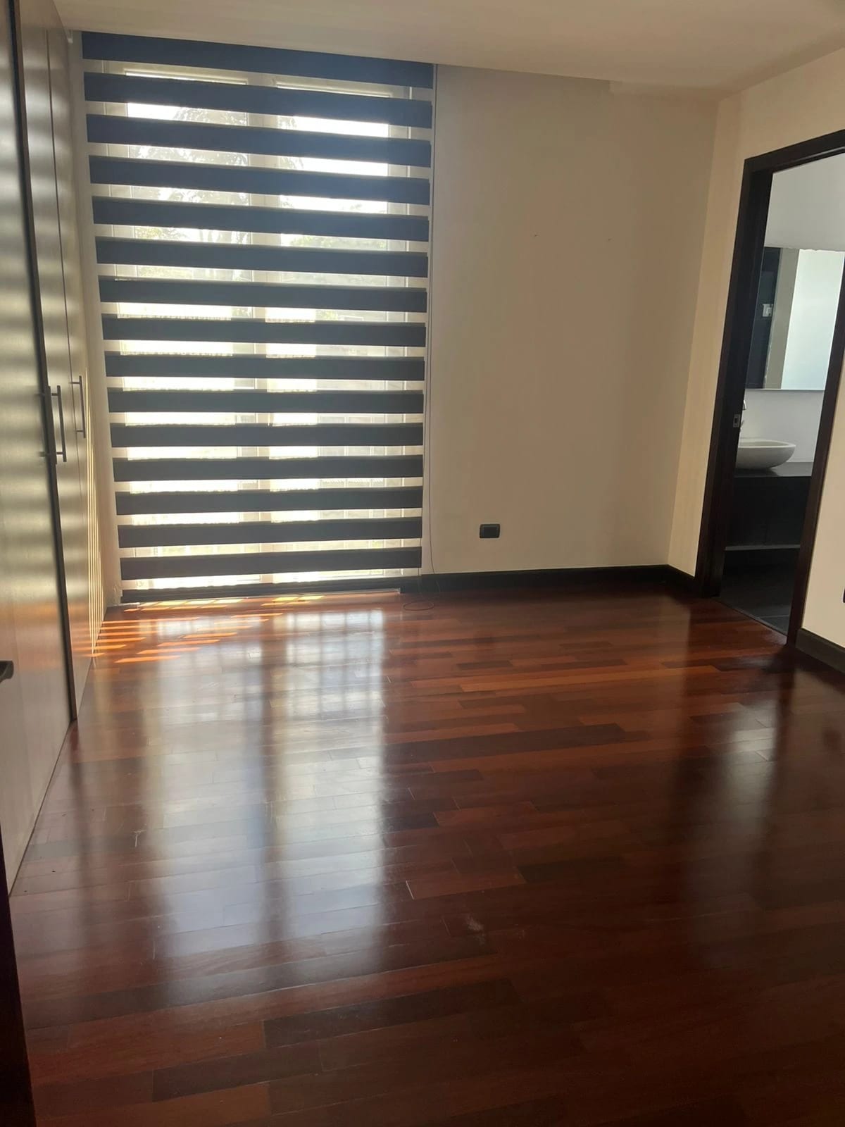Apartamento en alquiler en Midori zona 15 — Apartamento en Alquiler en Zona 15, Guatemala, Ciudad — foto 9 de 10