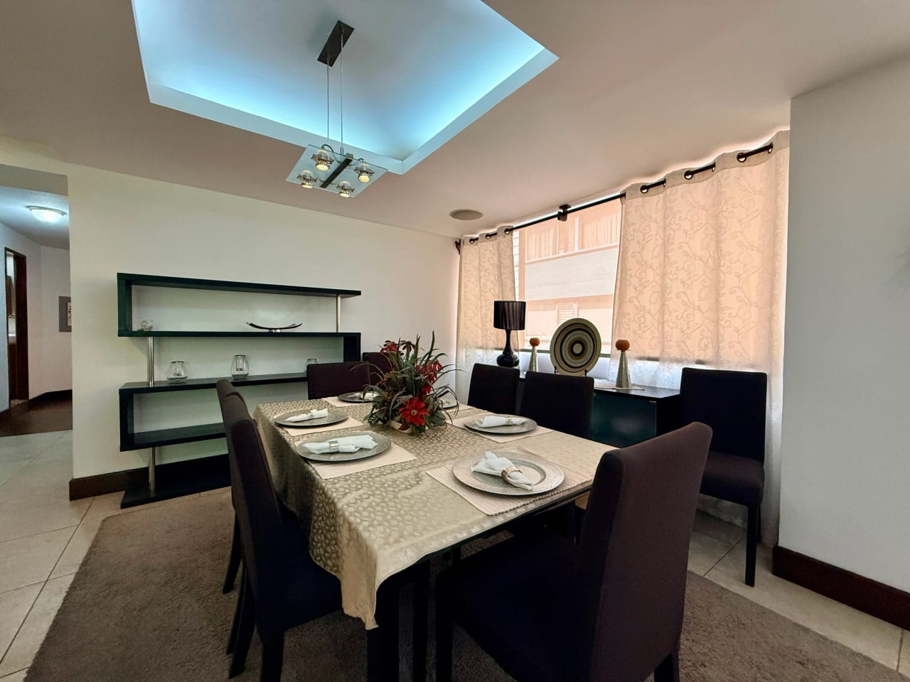 Apartamento en venta en Moradas del Acueducto zona 10 — Apartamento en Venta en Zona 10, Guatemala, Ciudad — foto 2 de 17