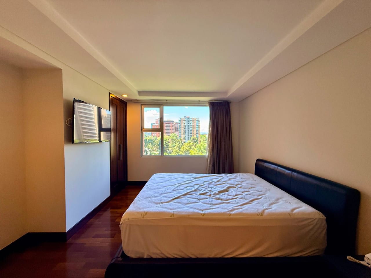 Apartamento amueblado en aquiler Santa Sofia zona 10 — Apartamento en Alquiler en Zona 10, Guatemala, Ciudad — foto 8 de 17