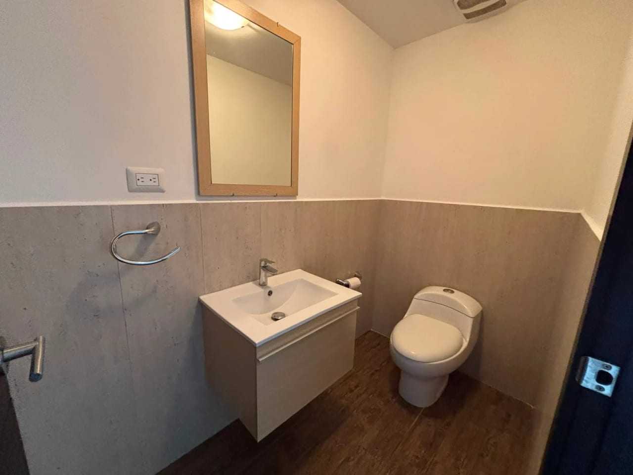 Apartamento en alquiler en Torre 360 zona 15 — Apartamento en Alquiler en Zona 15, Guatemala, Ciudad — foto 2 de 9