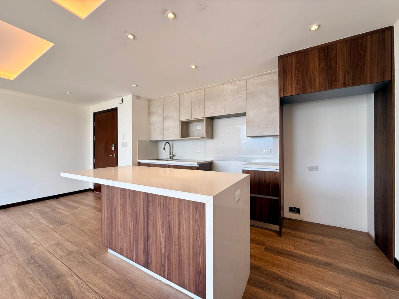 Apartamento en venta edificio Astorga zona 13 — Apartamento en Venta en Zona 13, Guatemala, Ciudad — foto 2 de 17