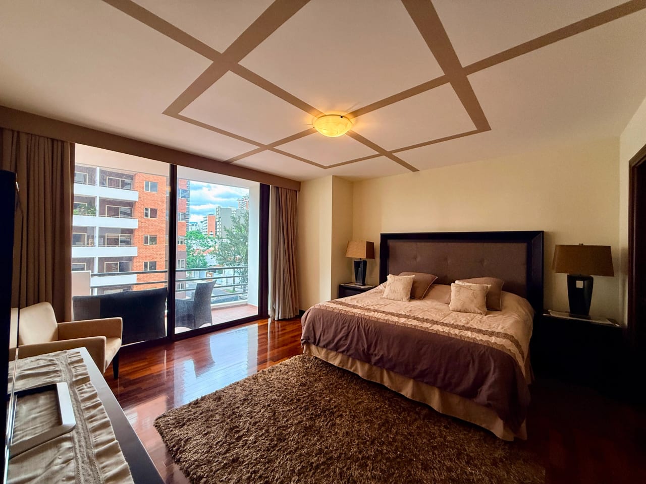 Apartamento amueblado en alquiler enm edificio Casa Rialto zona 14 — Apartamento en Alquiler en Zona 14, Guatemala, Ciudad — foto 12 de 17