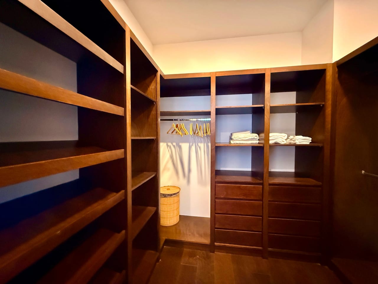 Apartamento en venta en edifcio Echo zona 14 — Apartamento en Venta en Zona 14, Guatemala, Ciudad — foto 10 de 17