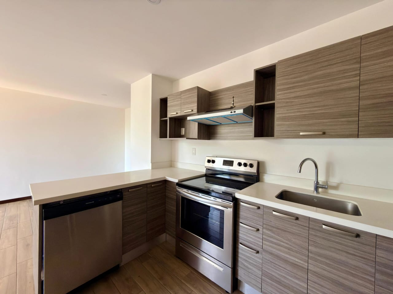 Apartamento en venta km 14.5 Carretera Salavdor edifcio O2 — Apartamento en Venta en Carretera a El Salvador, Guatemala, Ciudad — foto 16 de 17