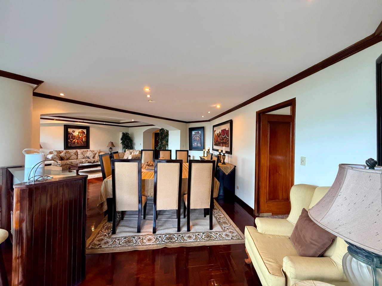 Apartamento amueblado en alquiler en L'excellence zona 14 — Apartamento en Alquiler en Zona 14, Guatemala, Ciudad — foto 4 de 17