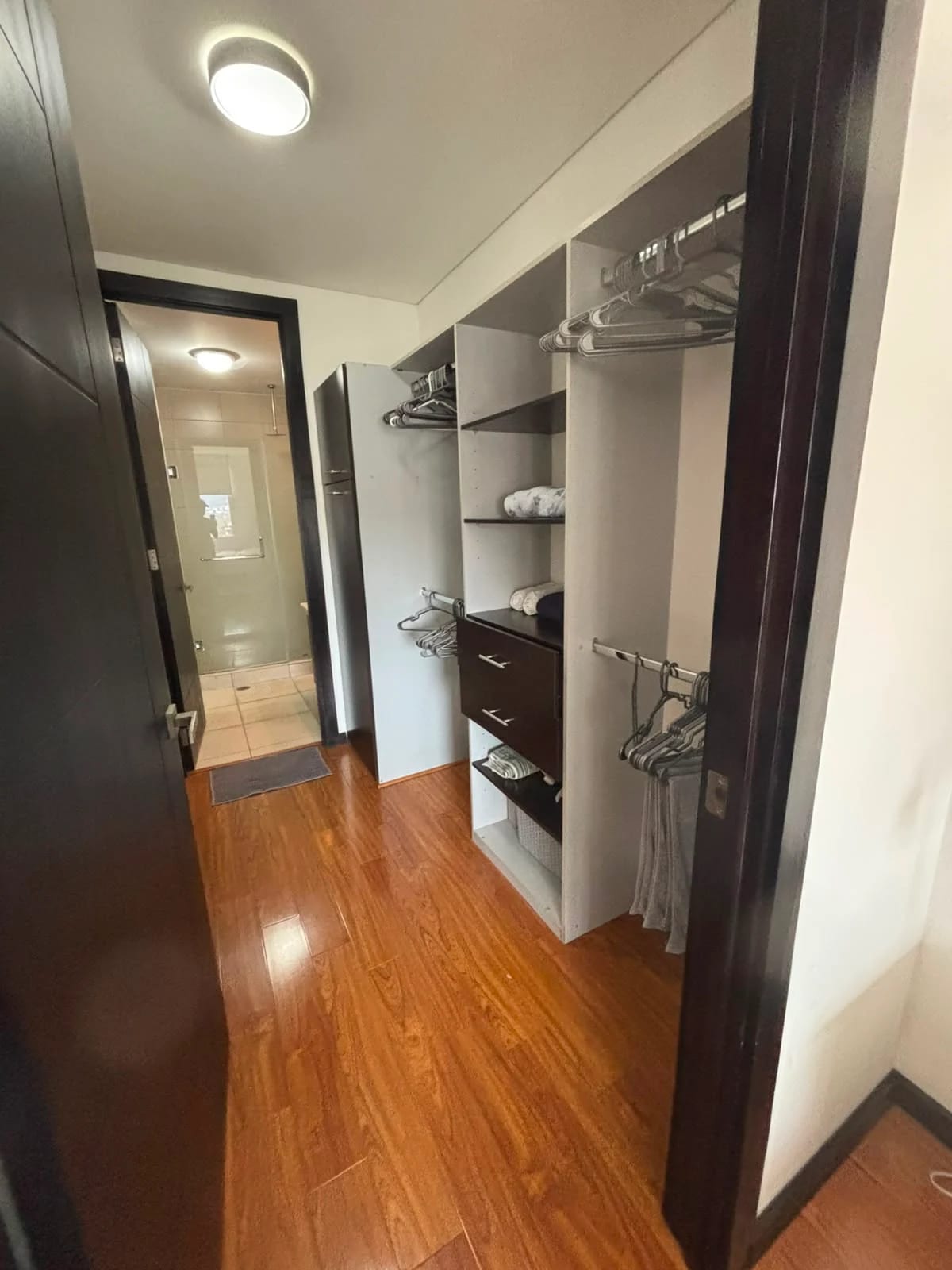 Apartamento amueblado en alquiler en Torre 14 zona 14 — Apartamento en Alquiler en Zona 14, Guatemala, Ciudad — foto 6 de 8