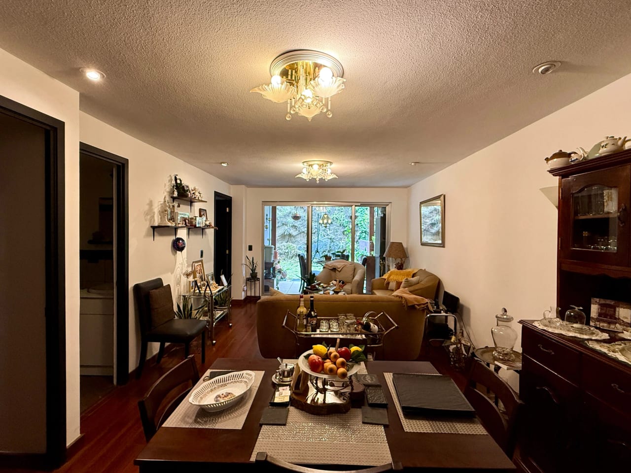 Apartamento en venta en Bosques de Euskadi zona 16 — Apartamento en Venta en Zona 16, Guatemala, Ciudad — foto 3 de 17