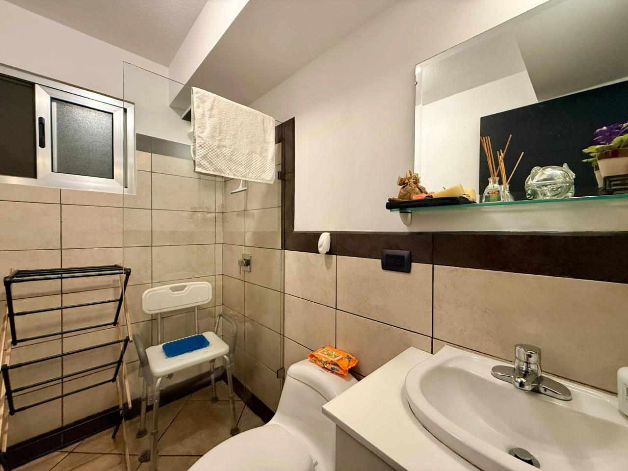 Apartamento en venta en Bosques de Euskadi zona 16 — Apartamento en Venta en Zona 16, Guatemala, Ciudad — foto 9 de 17