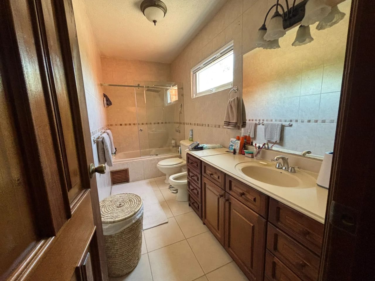 Casa en venta en Colinas de Castel Carretera Salvador — Apartamento en Venta en Carretera a El Salvador, Guatemala, Ciudad — foto 2 de 17