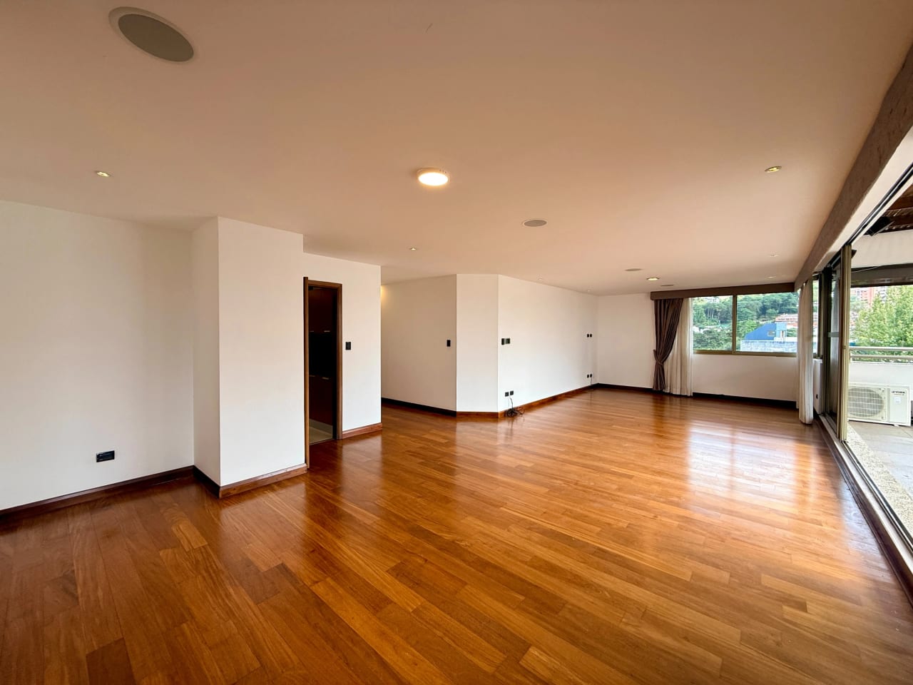 Apartamento en alquiler en edificio Verdino zona 15 — Apartamento en Alquiler en Zona 15, Guatemala, Ciudad — foto 3 de 17