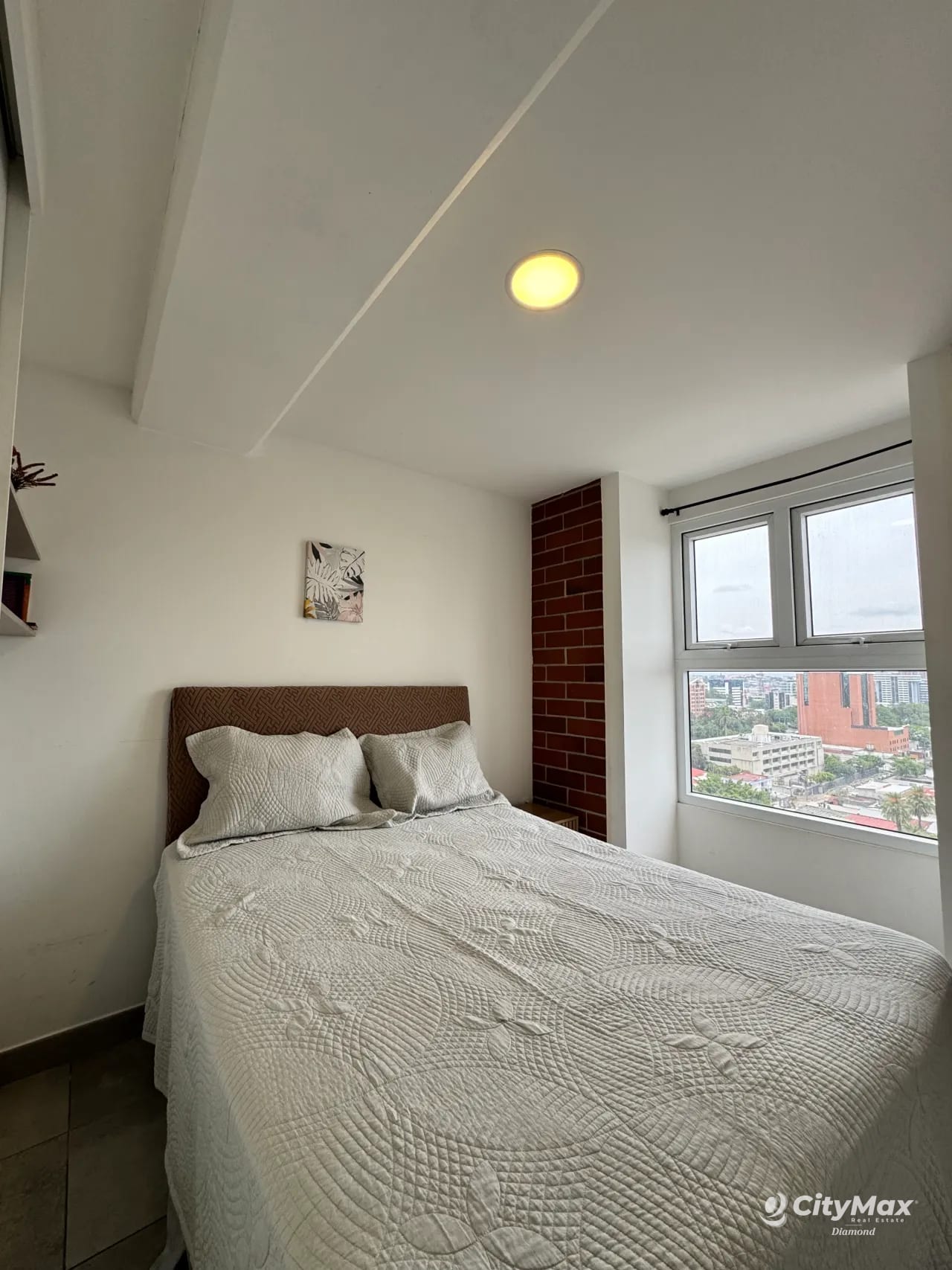 Apartamento Amueblado En Renta Zona 10 Fiamene — Apartamento en Alquiler en Zona 10, Guatemala, Ciudad — foto 6 de 10