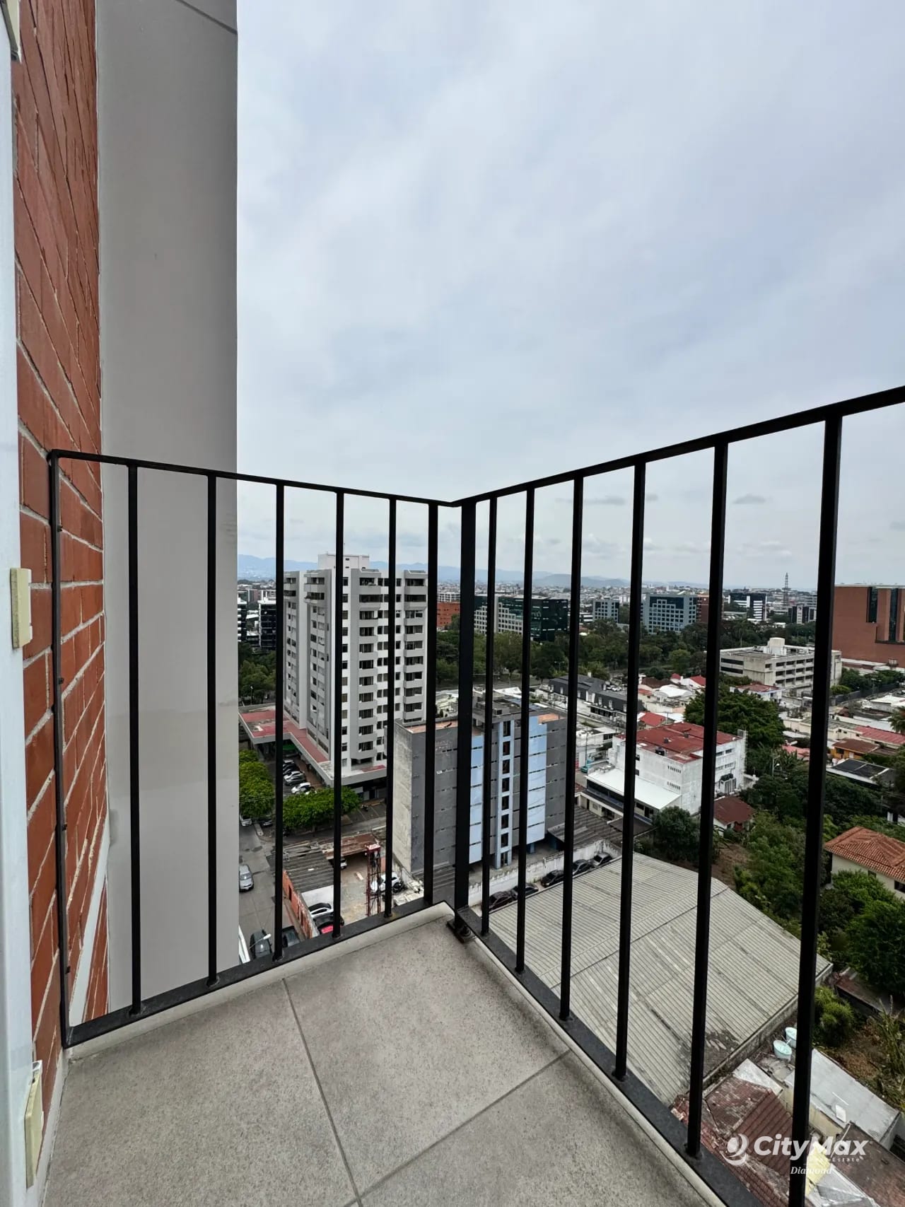 Apartamento Amueblado En Renta Zona 10 Fiamene — Apartamento en Alquiler en Zona 10, Guatemala, Ciudad — foto 7 de 10