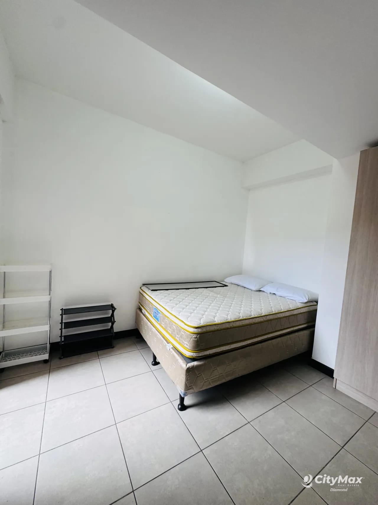 Apartamento en renta Amueblado en zona 16, Hexa 16 — Apartamento en Alquiler en Zona 16, Guatemala, Ciudad — foto 3 de 8