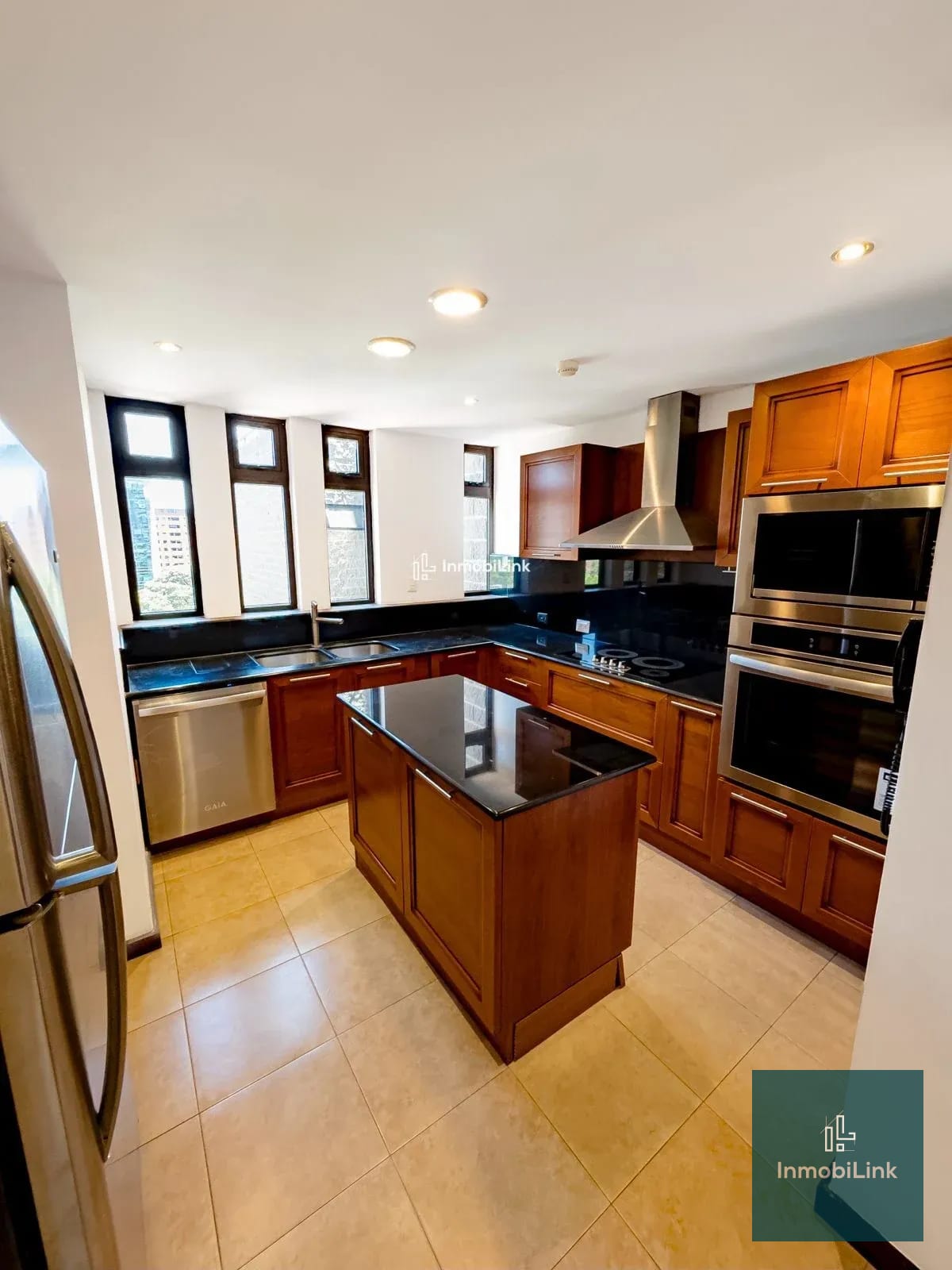 Tiffany 2H — Apartamento en Venta en Zona 10, Guatemala, Ciudad — foto 3 de 14