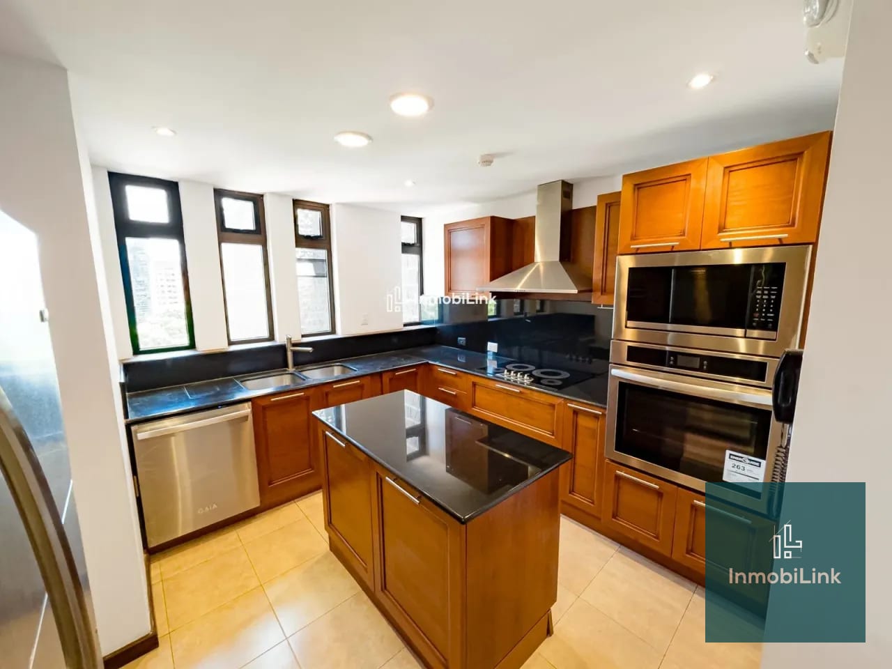 Tiffany 2H — Apartamento en Venta en Zona 10, Guatemala, Ciudad — foto 1 de 14