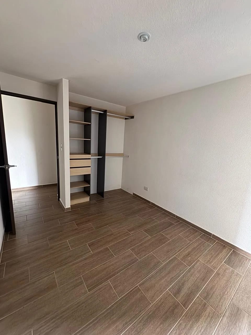 Apartamento en venta - Zona 7 — Apartamento en Venta en Zona 7, Guatemala, Ciudad — foto 9 de 10