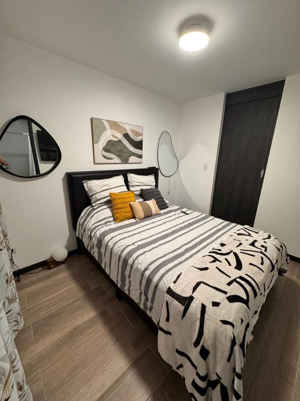 Apartamento amueblado en renta - Zona 11 — Apartamento en Alquiler en Zona 11, Guatemala, Ciudad — foto 4 de 8