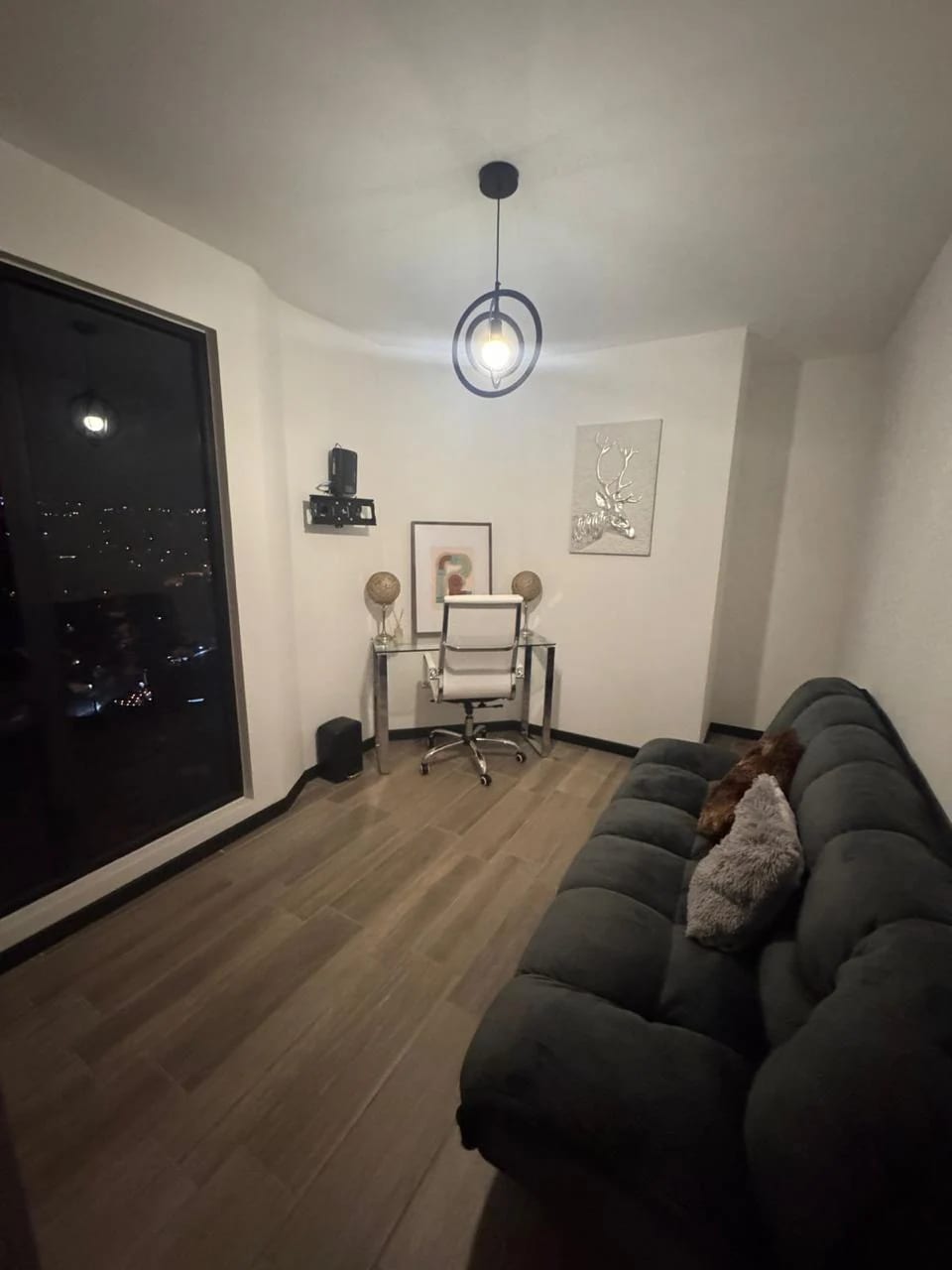 Apartamento amueblado en renta - Zona 11 — Apartamento en Alquiler en Zona 11, Guatemala, Ciudad — foto 6 de 8