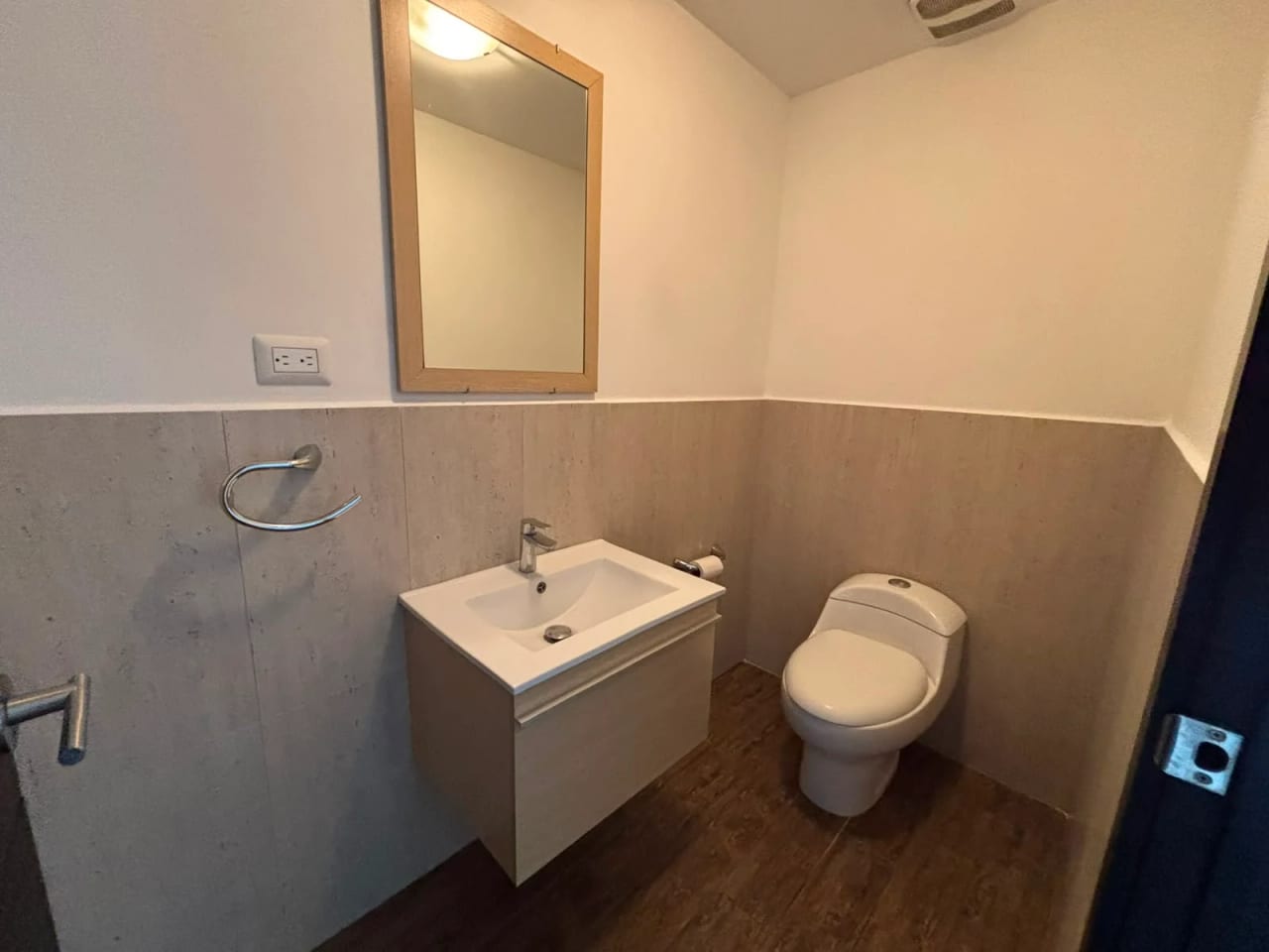 Apartamento en renta - Torre 360 - Zona 15 — Apartamento en Alquiler en Zona 15, Guatemala, Ciudad — foto 4 de 9
