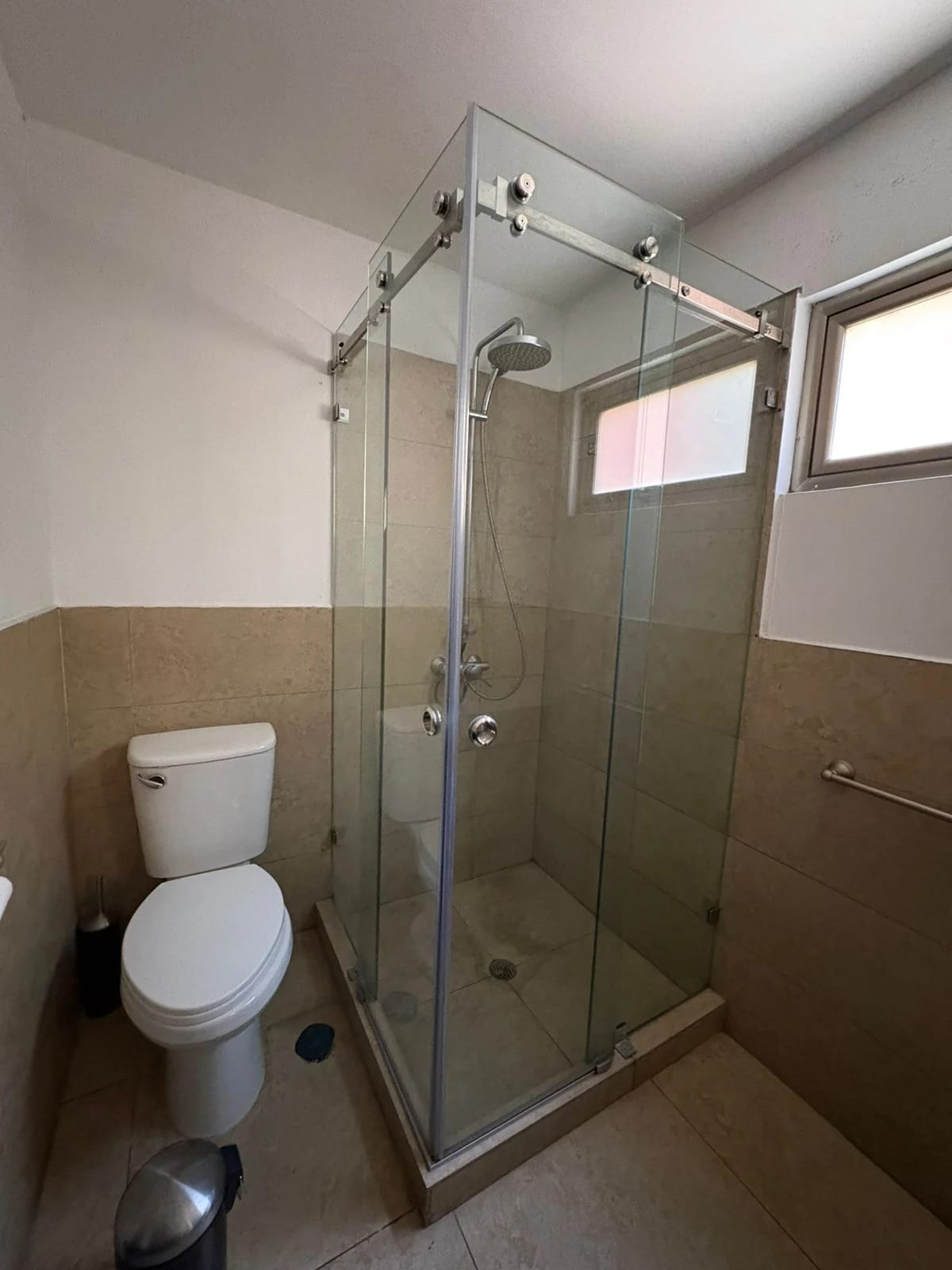 Apartamento en Alquiler / Venta Edificio Mirabella, Km. 9.5 CES — Apartamento en Venta en Carretera a El Salvador, Guatemala, Ciudad — foto 11 de 15